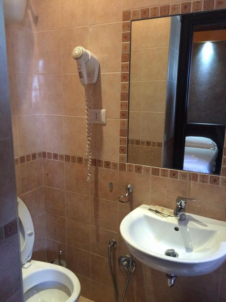 Caput Mundi Hotel Roma Exterior foto